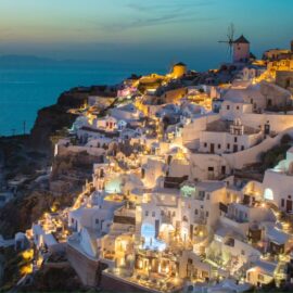 Datos curiosos de Santorini y su relación con la leyenda de Atlantis, la ciudad perdida