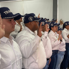 Cali refuerza la movilidad con 24 nuevos agentes de tránsito