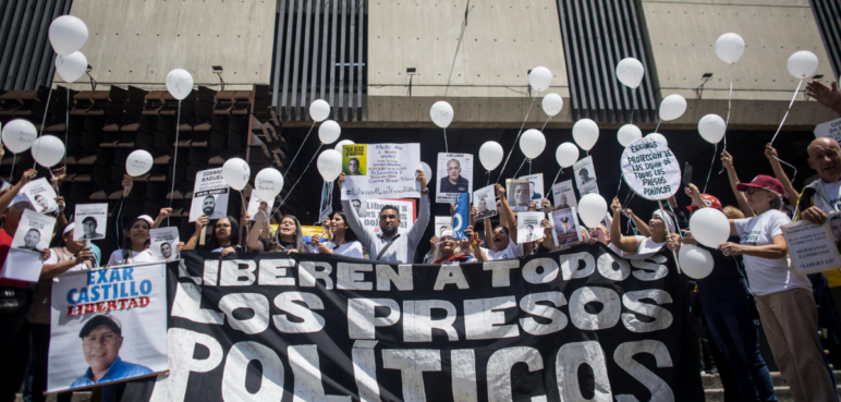 Familiares de presos políticos en Venezuela exigen justicia y denuncian tratos inhumanos