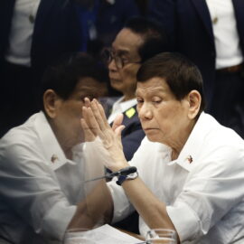 El expresidente filipino Rodrigo Duterte a la CPI: audiencia inicial por crímenes de lesa humanidad