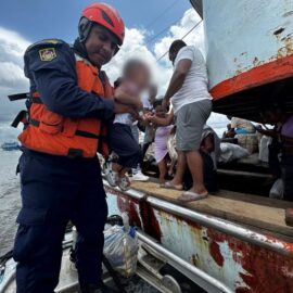 Emergencia en mar de Isla Gorgona: rescatan a 25 personas que se encontraban a la deriva