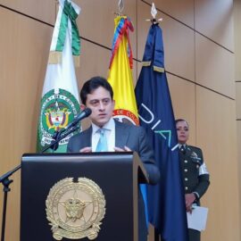 Se va 'Mr. Taxes': Luis Carlos Reyes renuncia a su cargo como ministro de Comercio