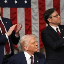Trump solicita al Congreso aprobar la pena de muerte para asesinos de policías