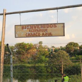 Charco Azul y El Pondaje: comunidad y distrito dialogan sobre transformación del sector