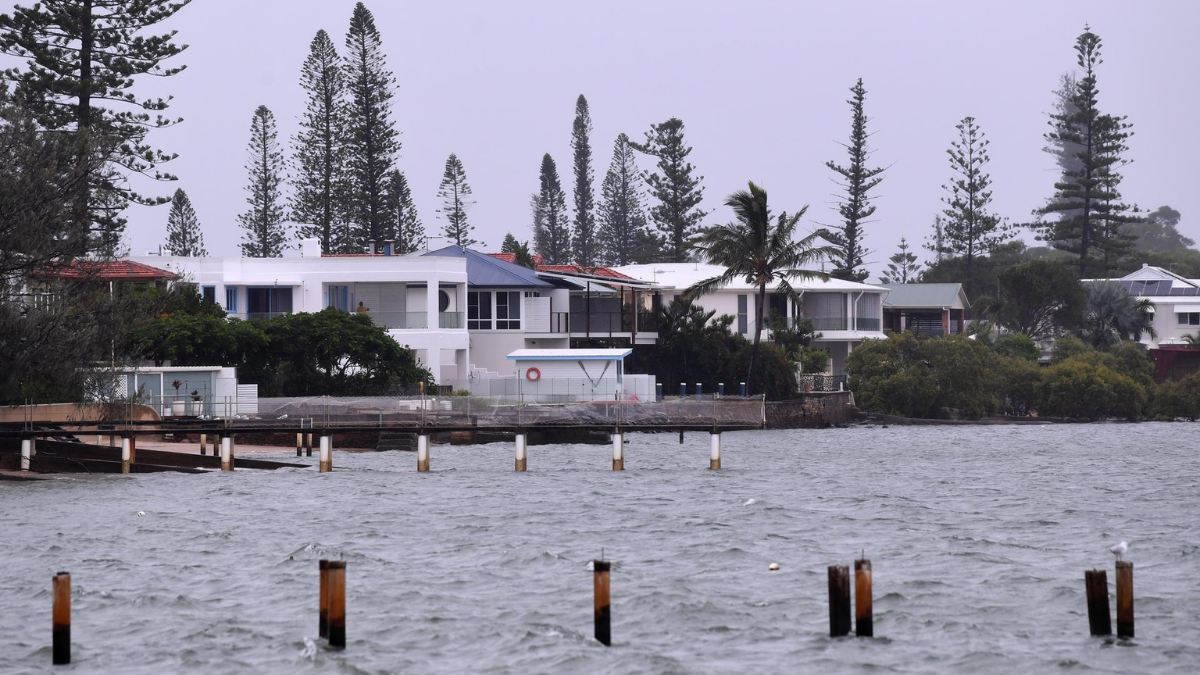 Australia en alerta por ciclón Alfred: traerá vientos destructivos e inundaciones