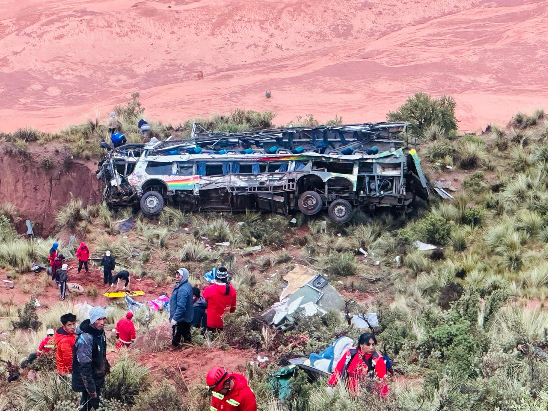 Terremoto en Birmania y Tailandia deja más de 1.600 fallecidos y miles de afectados