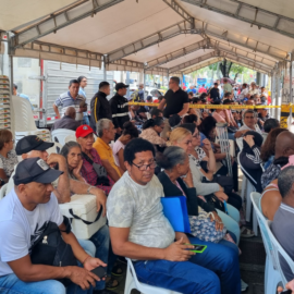 Disfarma anuncia nuevos puntos de dispensación, en medio de crisis por demora en entrega de medicamentos