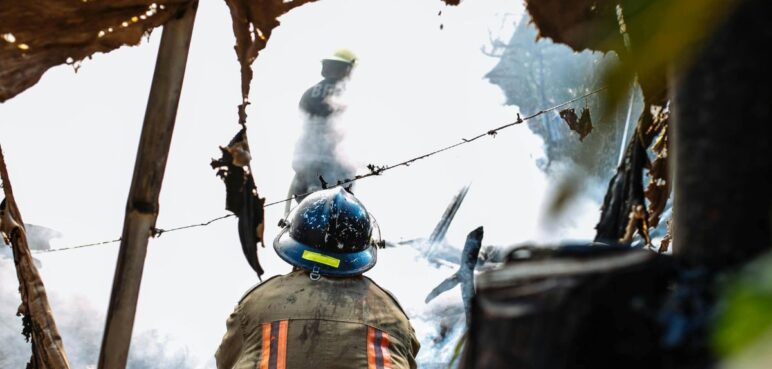 Incendio en zona comercial de Soacha arrasa con locales y deja millonarias pérdidas