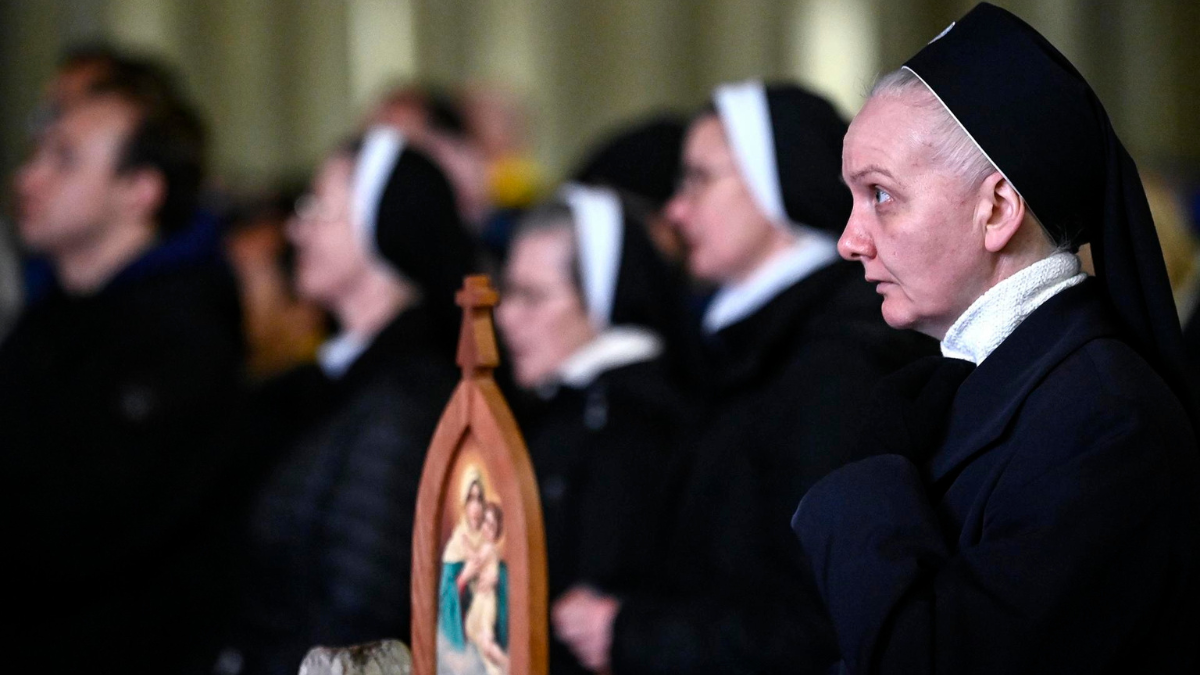 ¿Cuál es el estado de salud del papa Francisco tras presentar broncoespasmo?