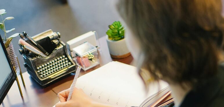 ¿Conoce a las primeras mujeres en convertirse en jefe de estado de planeta?