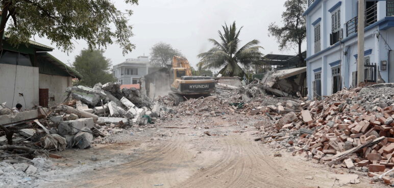Crisis humanitaria en Birmania: habitantes duermen en la calle