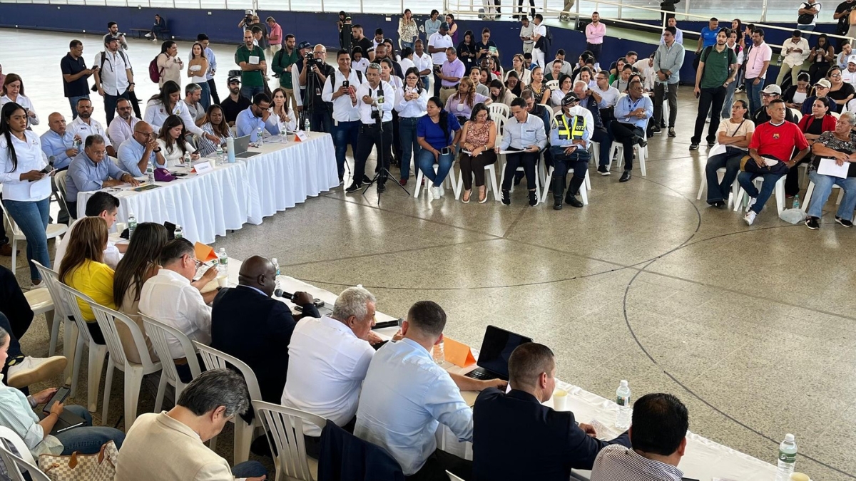 Concejales reaccionan tras bochornosa pelea durante sesión del Concejo de Cali