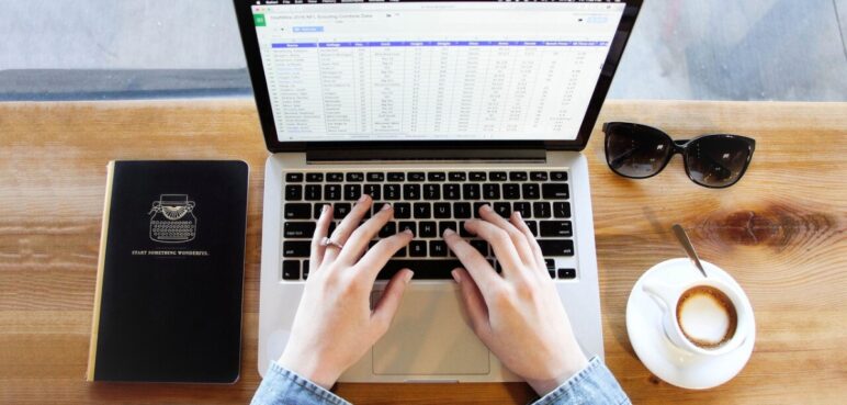 Cursos SENA gratis: cómo mejorar tu perfil profesional y conseguir una entrevista