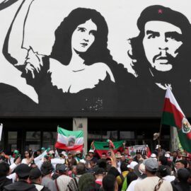 Indígenas en la Universidad Nacional de Bogotá: A la espera de la minga del 1 de mayo