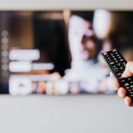 Estrenos imperdibles en mayo: todo lo nuevo en Netflix, Prime Video y Disney+