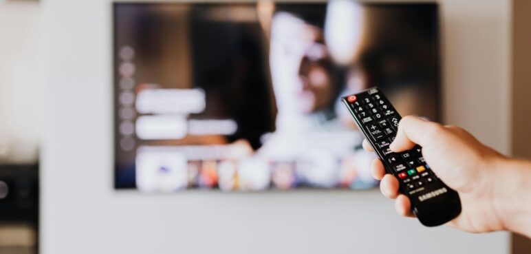 Estrenos imperdibles en mayo: todo lo nuevo en Netflix, Prime Video y Disney+
