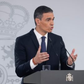España prohibirá a menores de 16 años el acceso a redes sociales