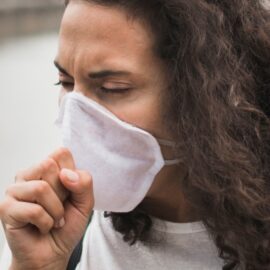 Alerta sanitaria en Bogotá por incremento de casos de tos ferina