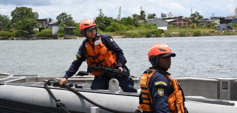 Armada reforzará patrullajes marítimos en Buenaventura durante Semana Santa