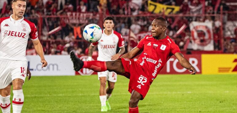 'Puntazo' en Buenos Aires: así igualó América contra Huracán en Copa Sudamericana