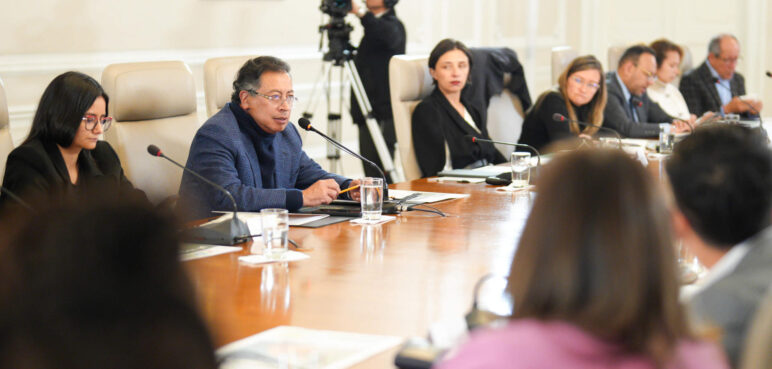 El Presidente presentará el 1 de mayo al Senado el texto de la consulta popular sobre reformas