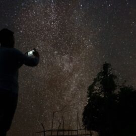 ¿Cuándo será la lluvia de estrellas Líridas 2025? un espectáculo celeste visible desde Colombia