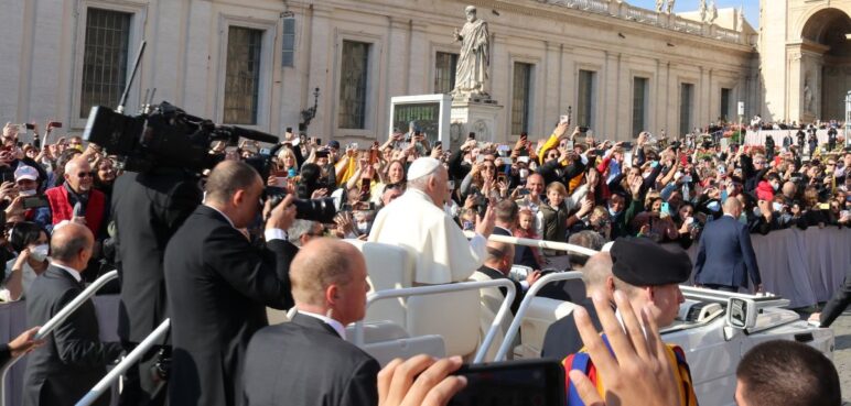 Persona gana lotería luego de hacer un número relacionado al papa Francisco
