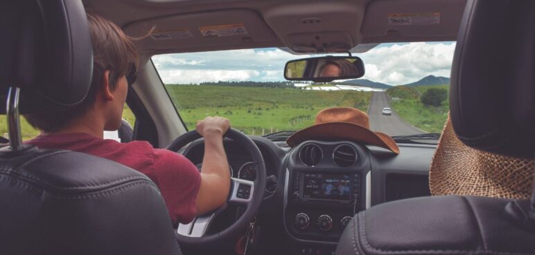 ¿Viaja esta Semana Santa? Esto es lo que debe saber sobre el kit de carretera