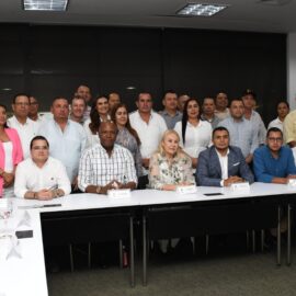 Alcaldes del Valle envían carta abierta a Petro exigiendo cumplimiento de compromisos