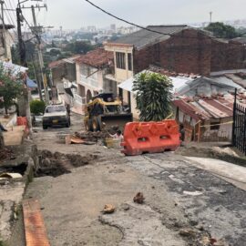 Residentes del barrio Belén en Cali solicitan la continuidad de las obras de alcantarillado