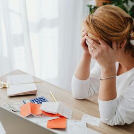 ¿Cómo consultar su historial crediticio y saber si están reportados en centrales de riesgo? 