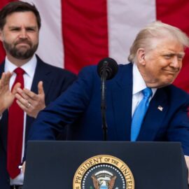 Corte de Apelaciones frena bloqueo a aranceles de Trump: Batalla legal continúa