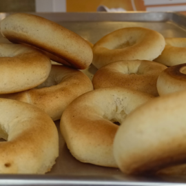 "Esto es cuestión de pandebono": Cali celebra el día del pandebono