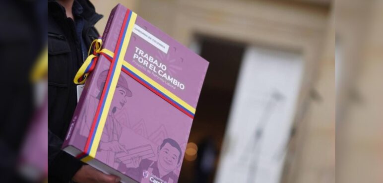 Pacto Histórico radica ponencia alternativa que busca proteger derechos laborales en reforma