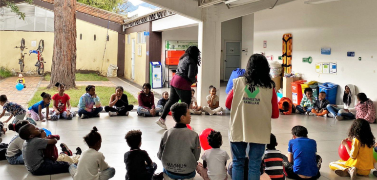 Gobierno decretó la formalización del trabajo de las "madres comunitarias"
