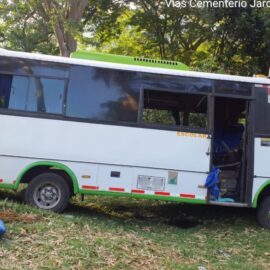 Varias personas heridas tras accidente de tránsito en Jardines del Recuerdo