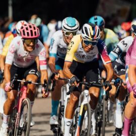 Fuerte caída en la etapa 14 del Giro de Italia: Egan se vio afectado