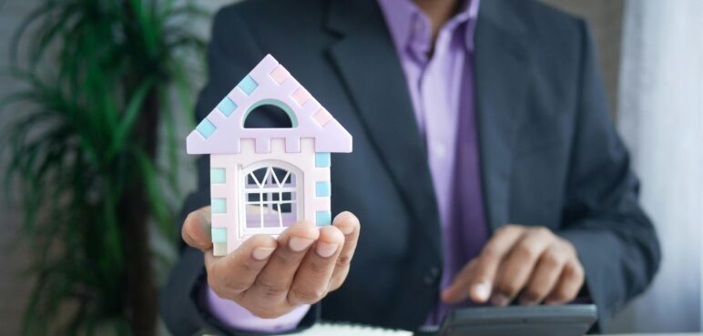 ¿Cuál es el plazo para pagar un arriendo atrasado? Esto dice la ley