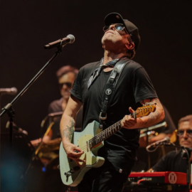 Andrés Calamaro se pronunció tras abandonar el escenario en medio de su presentación en Cali