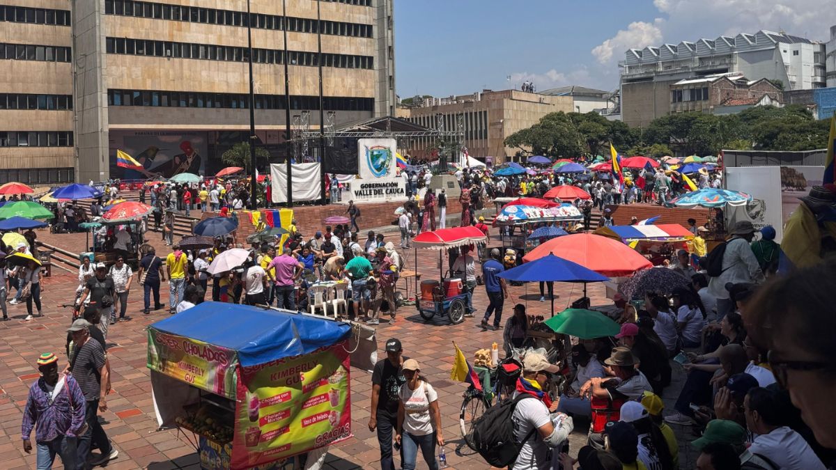Así se vivió la jornada de Cabildo abierto en la Plazoleta de San Francisco en Cali