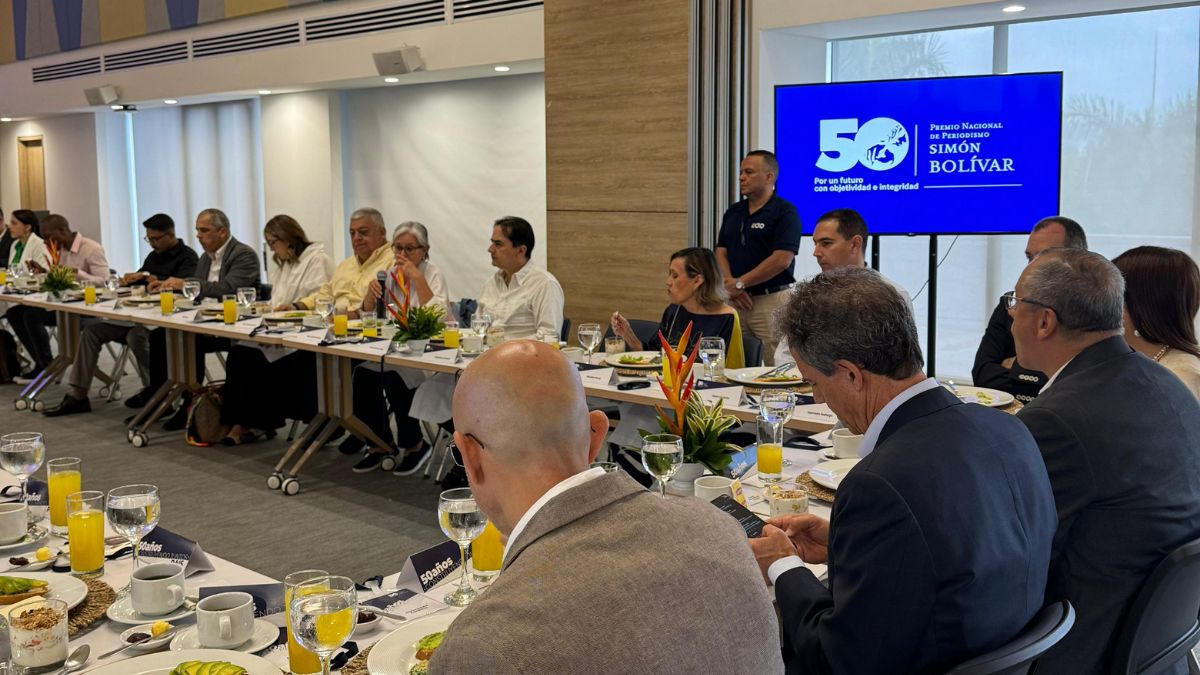 Gira Nacional del Premio Simón Bolívar llega a la UAO para celebrar los 50 años del galardón