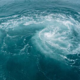 ¿Por qué se forman los tsunamis y cómo se pude medir su peligrosidad?