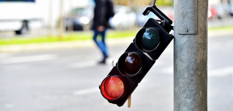 Vandalismo afecta 12 semáforos en Cali y pone en riesgo la seguridad vial
