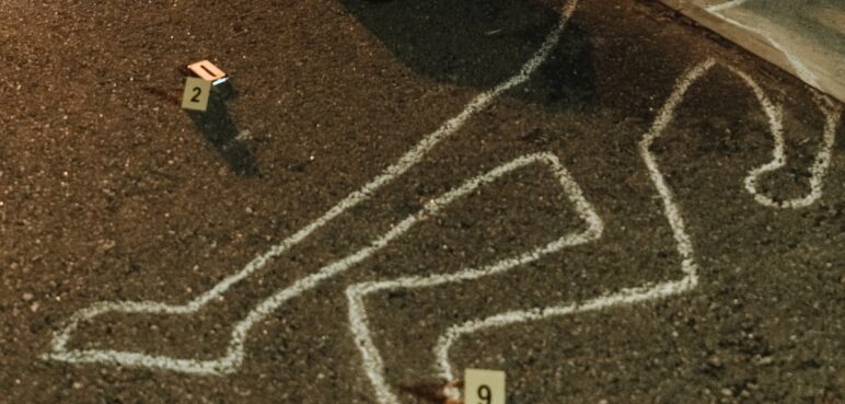 Dos niños muertos y 17 heridos en el tiroteo en una escuela católica en Minneapolis, EE.UU