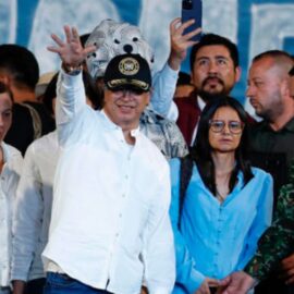 Petro justifica la consulta popular como "una necesidad" para un Estado social de derecho