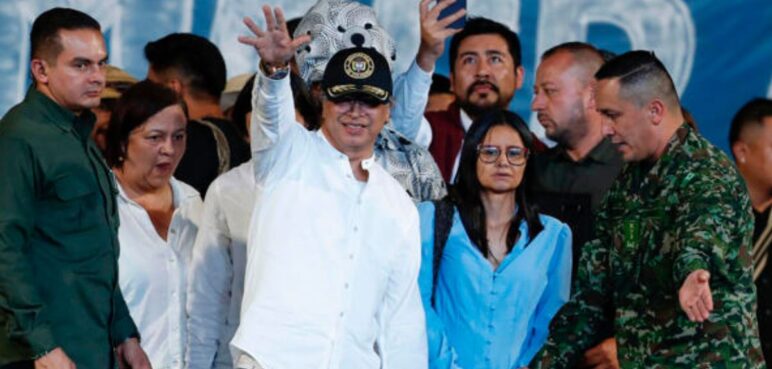 Petro justifica la consulta popular como "una necesidad" para un Estado social de derecho