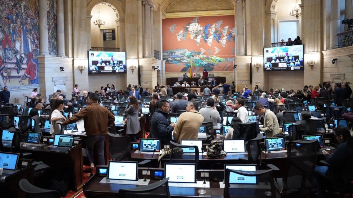 Gobierno sufre dura derrota, ante elección de Camargo como magistrado de la corte constitucional