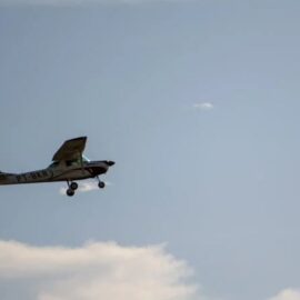 Avioneta se estrella frente a la costa de San Diego: seis personas siguen desaparecidas