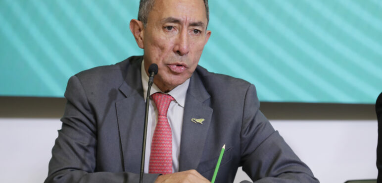 Procuraduría investiga al presidente de Ecopetrol por presunta millonaria compra a empresario petrolero