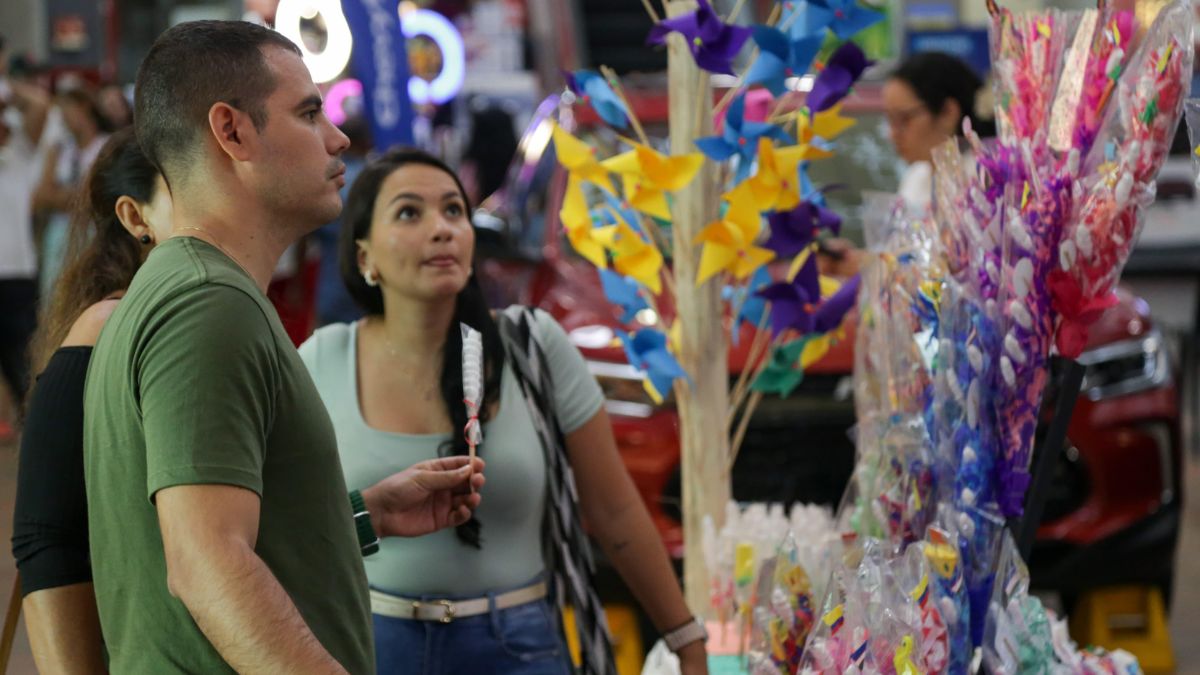 Eliminan importante cobro para taxistas de Cali: conozca de cuál se trata